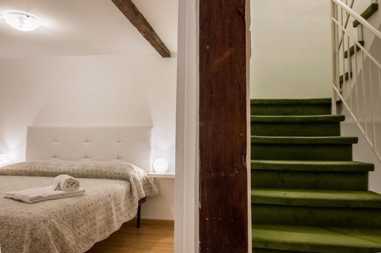 Magic View - Wifi Apartment Venesia Bagian luar foto
