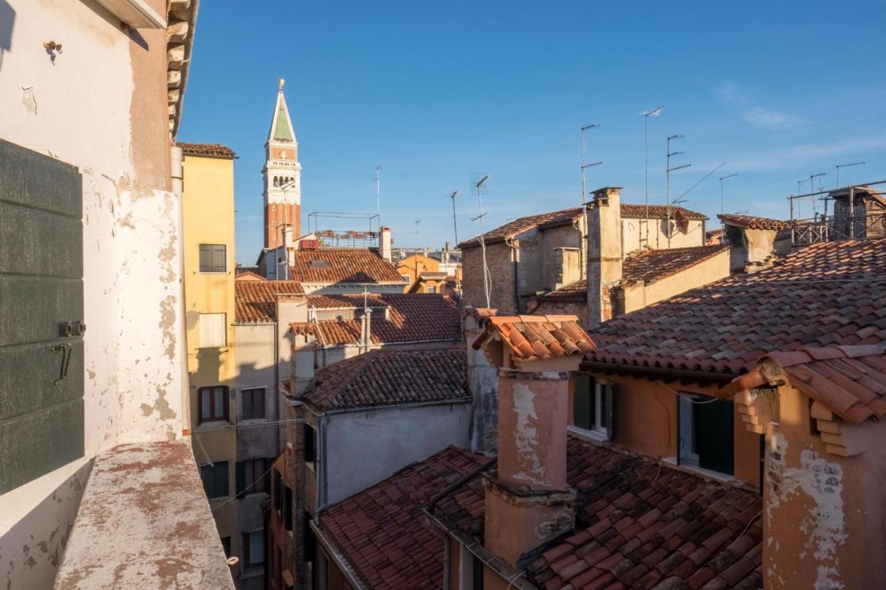 Magic View - Wifi Apartment Venesia Bagian luar foto