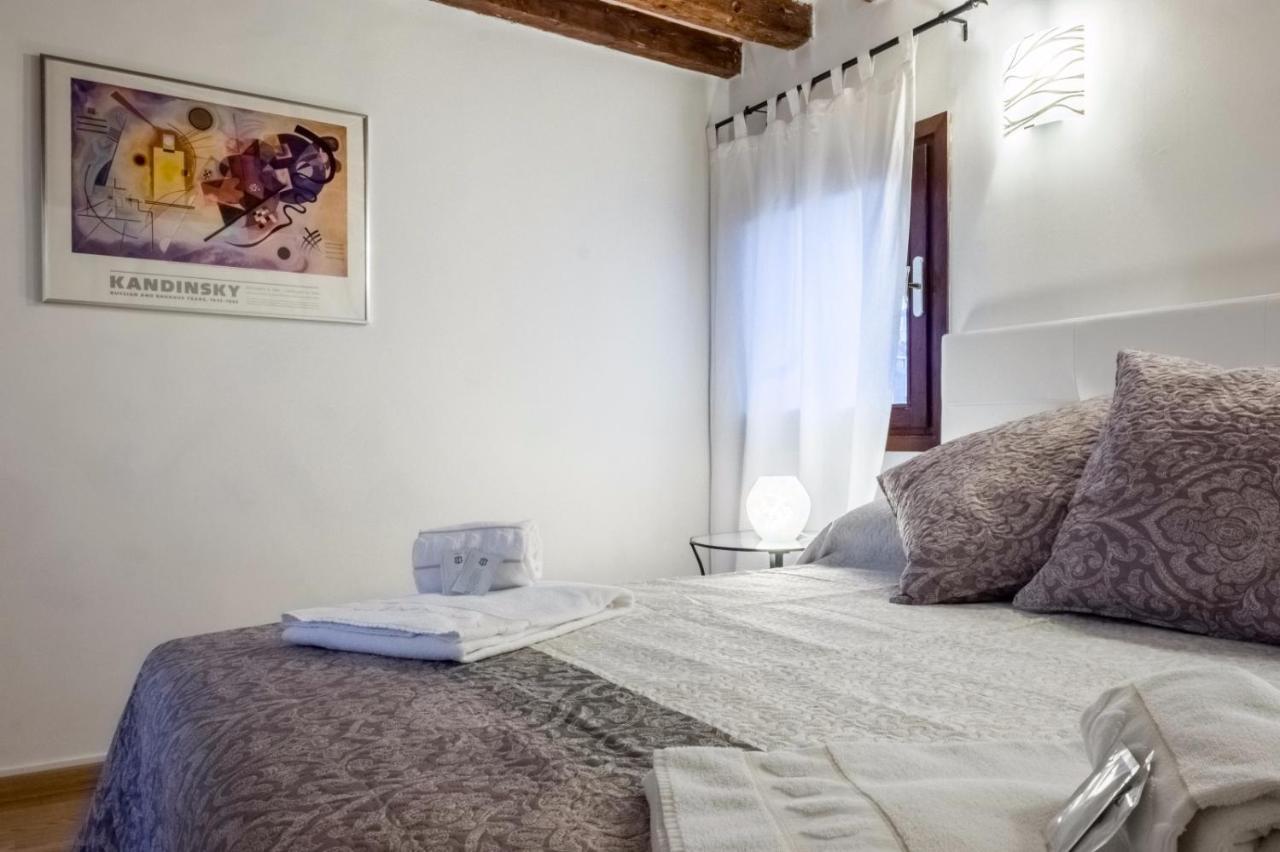 Magic View - Wifi Apartment Venesia Bagian luar foto