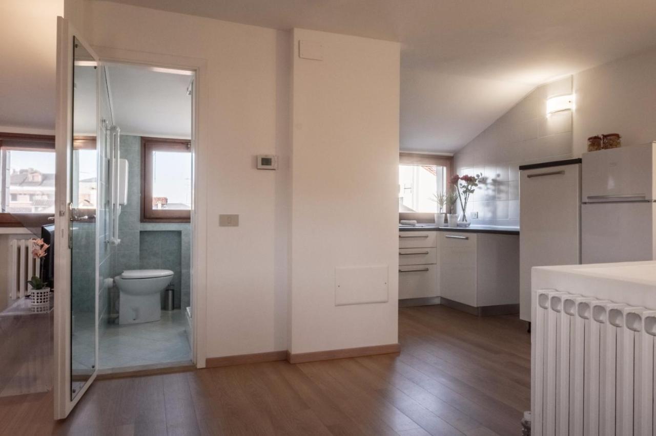 Magic View - Wifi Apartment Venesia Bagian luar foto